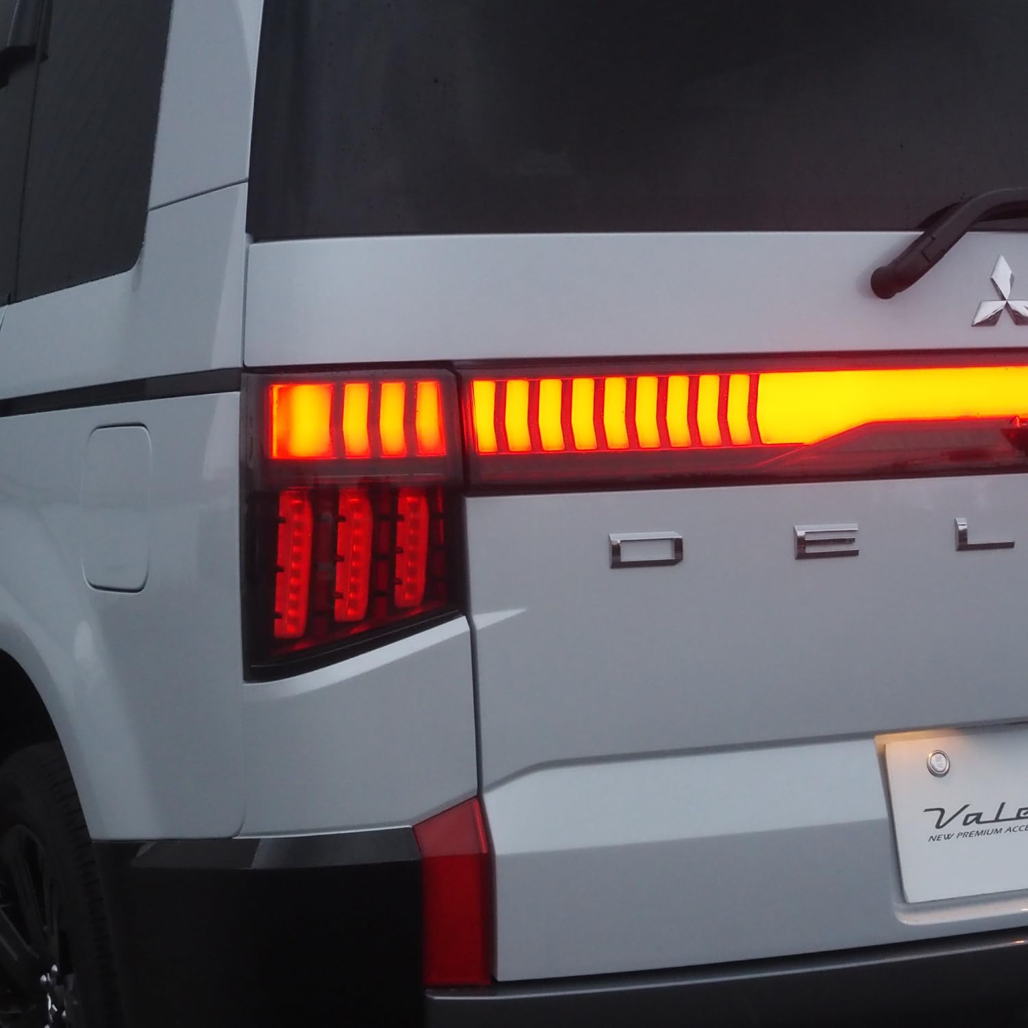 Amazon.co.jp: Valenti japan: LED テールランプ